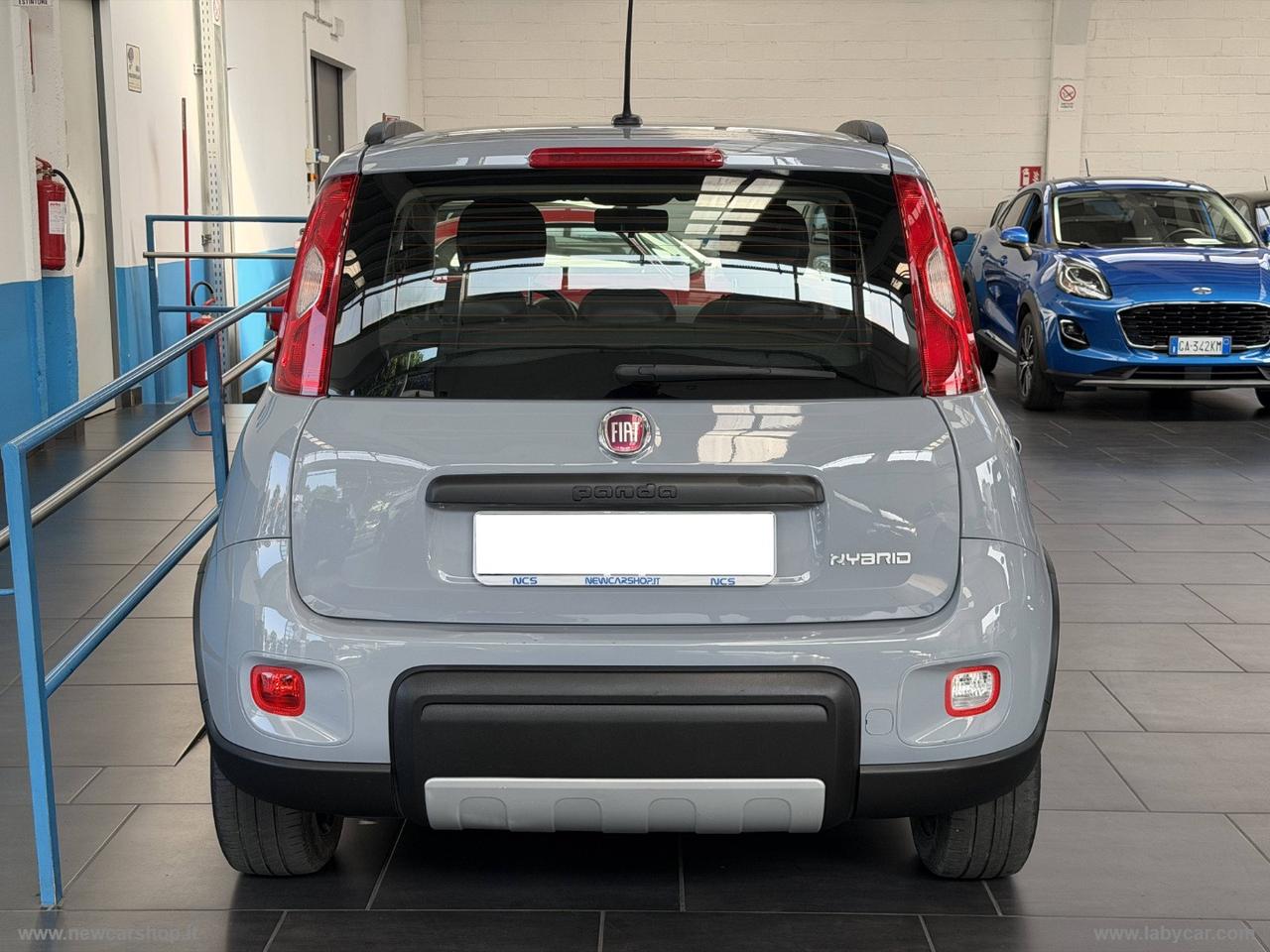 FIAT Panda 1.0 FireFly S&S Hybrid City Life NEOPATENTATI