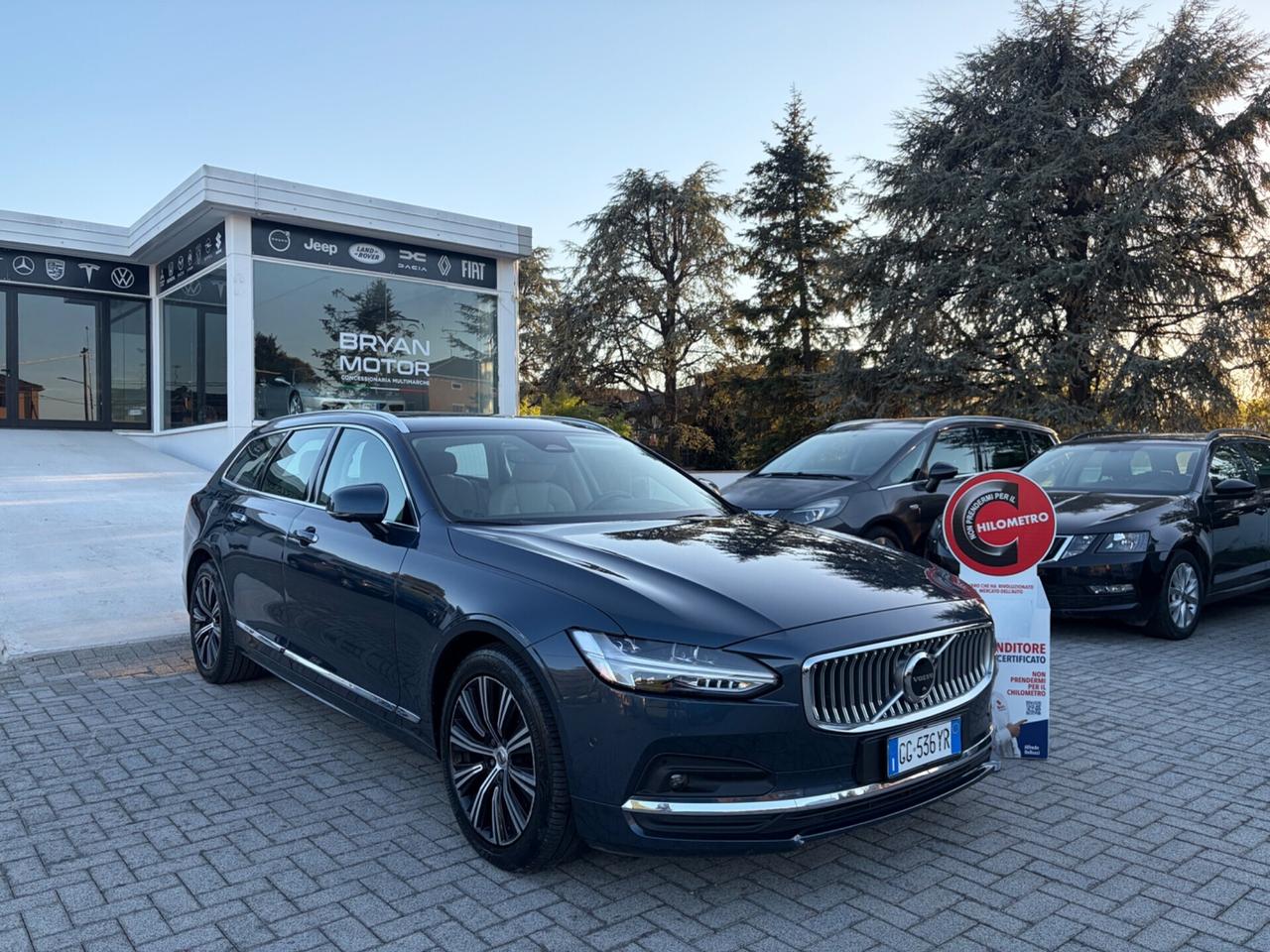 Volvo V90 B5 (d) AWD automatico Ultimate Dark