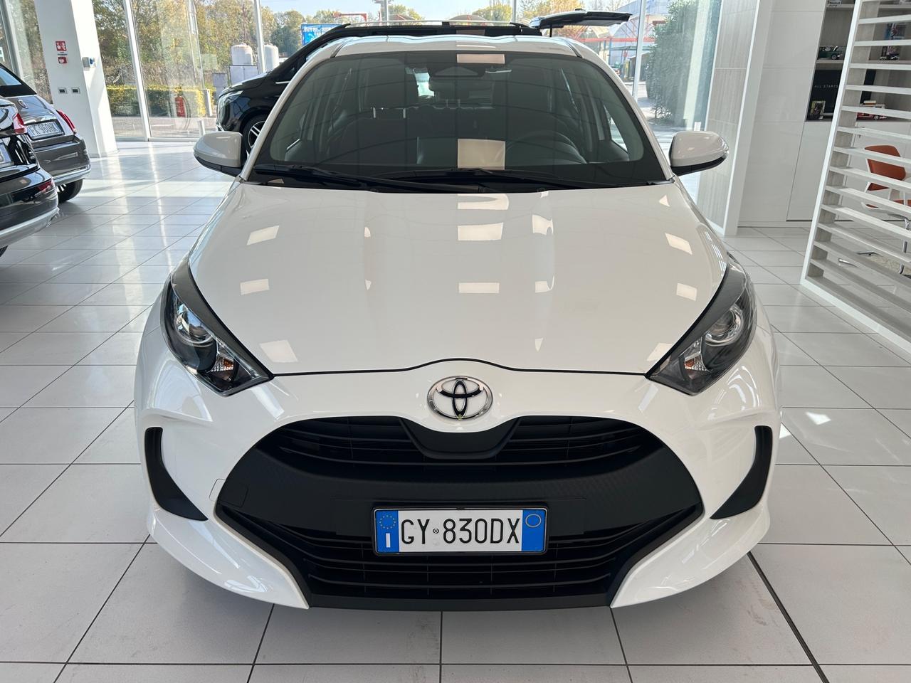 Toyota Yaris 1.5 Hybrid 5 porte Active Neopatentati