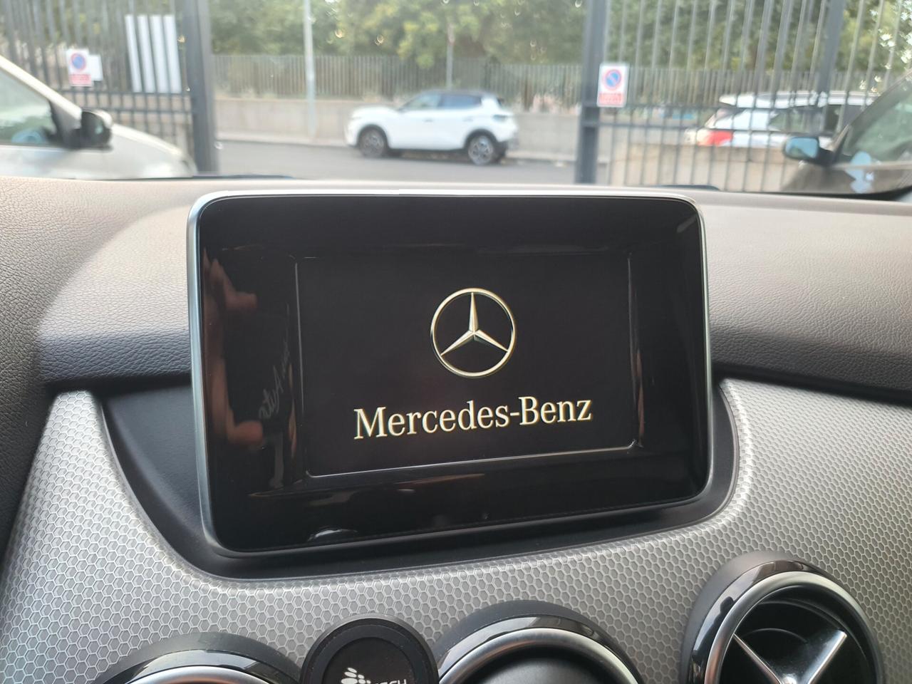 Mercedes-benz B 200 CDI BlueEFFICIENCY Premium