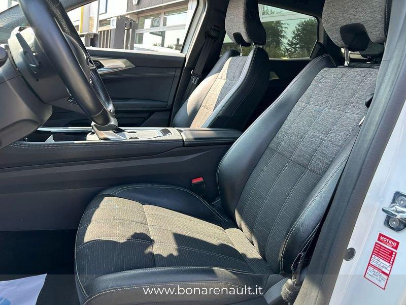 Renault Austral 1.2 E-TECH HEV 200 TECHNO AT