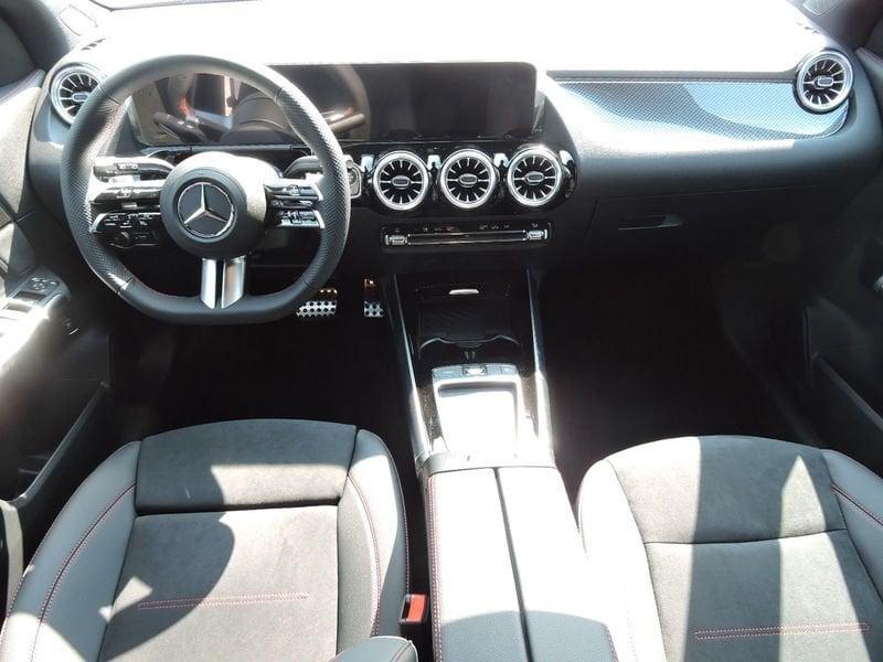 Mercedes-Benz GLA GLA 180 Automatic AMG Line Advanced Plus