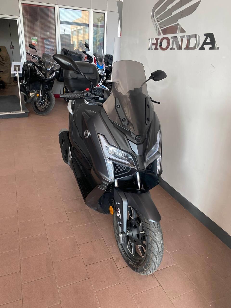 Voge Sfida SR1 125