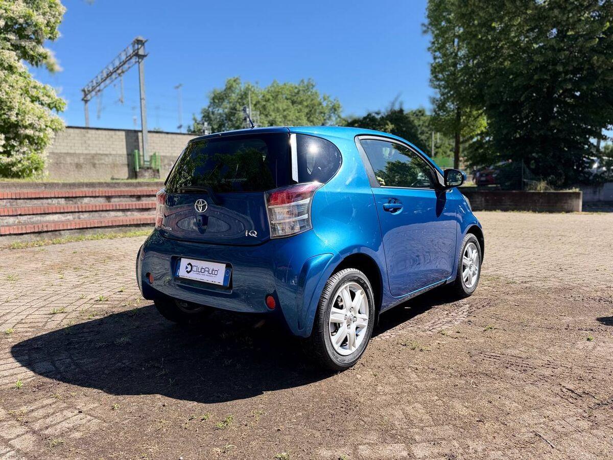 Toyota iQ 1.0 Active (sol) E5