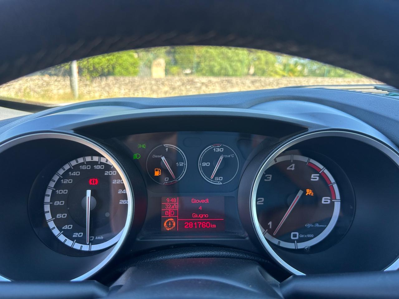 Alfa Romeo Giulietta 2.0 JTDm-2 140 CV Distinctive-2011