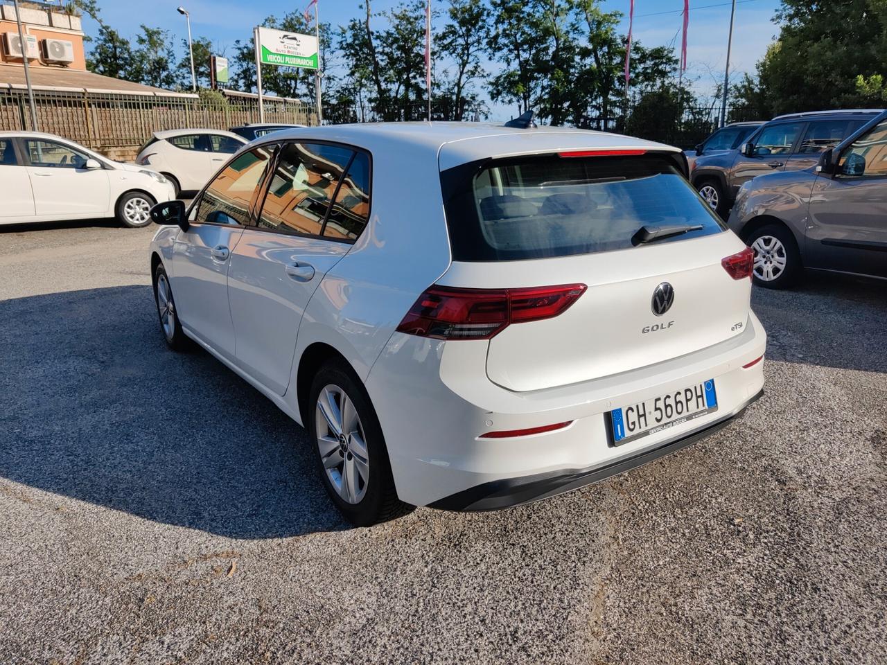 Volkswagen Golf 1.0 eTSI EVO DSG Life