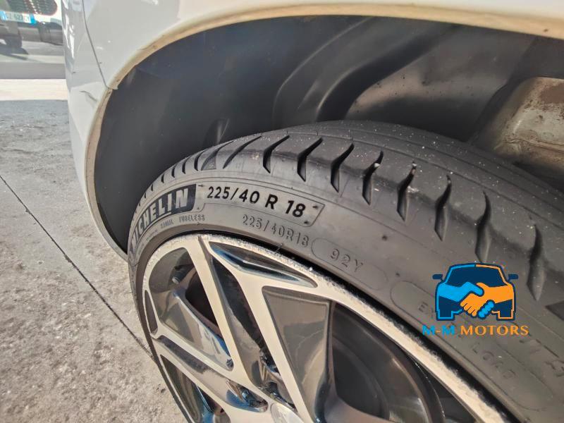 Peugeot 308 5 Porte 308 5p 1.5 bluehdi Allure s&s 130cv eat8