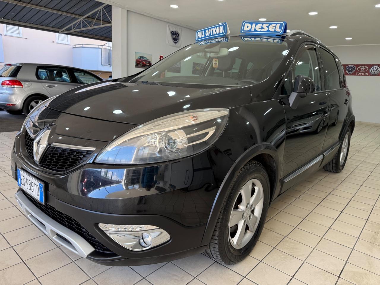 Renault Scenic xmod cross 1.5 dci