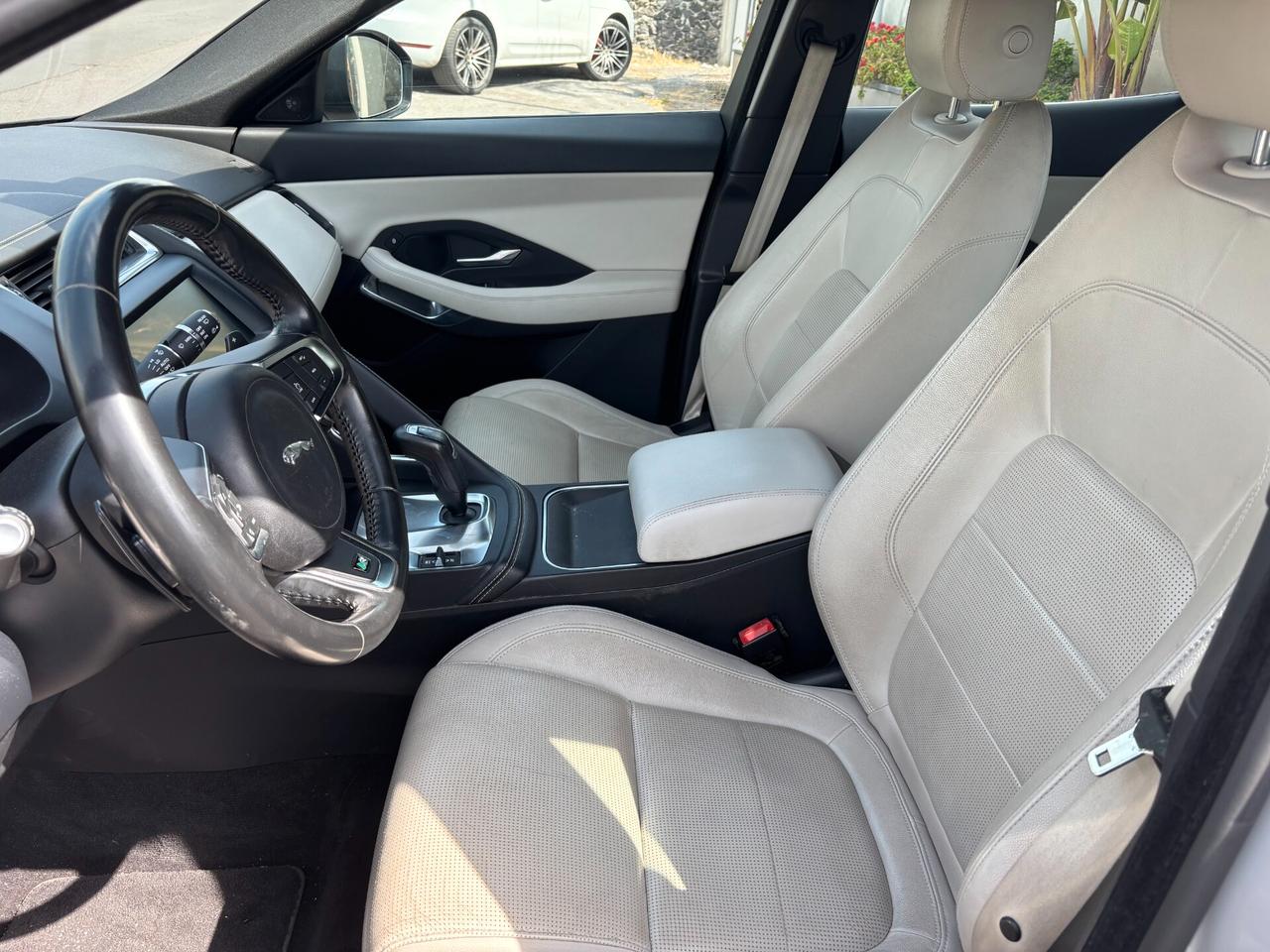 Jaguar E-Pace 2.0D 150 CV
