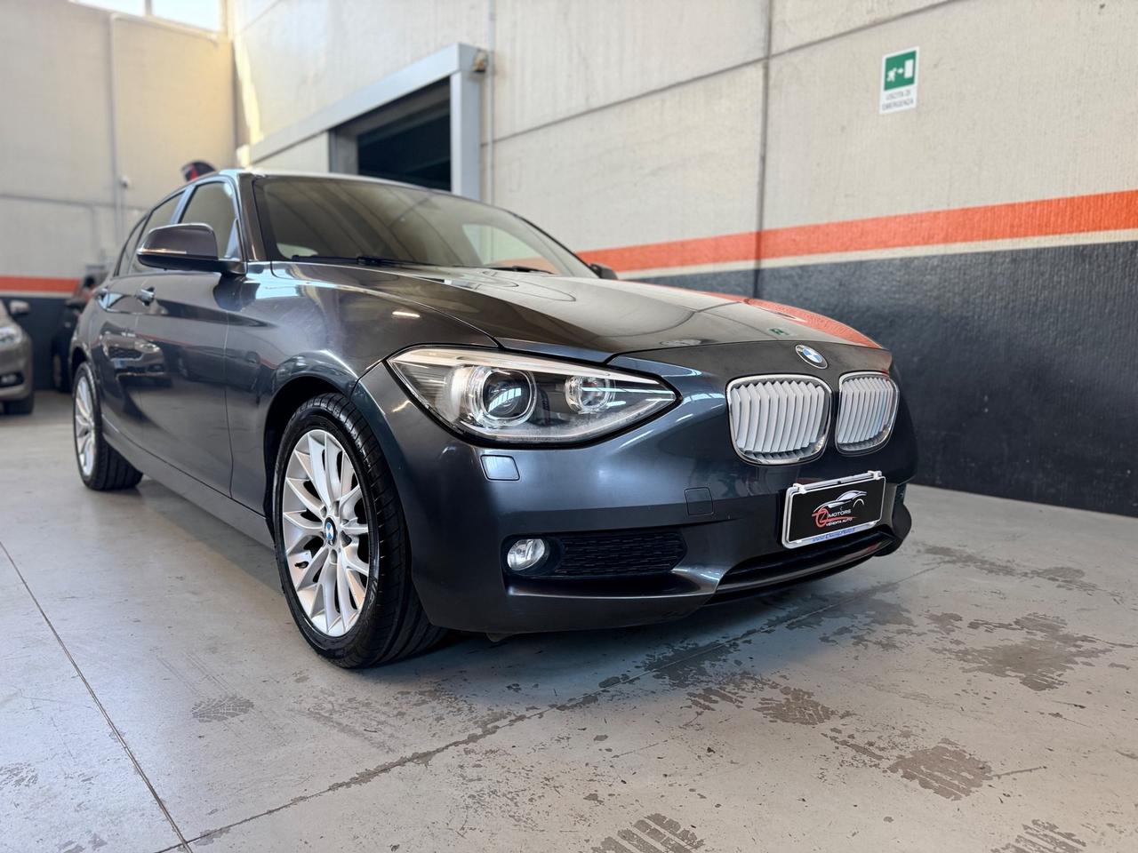 Bmw 116 116d 5p. Sport AUTOMATICO NEOPATENTATI