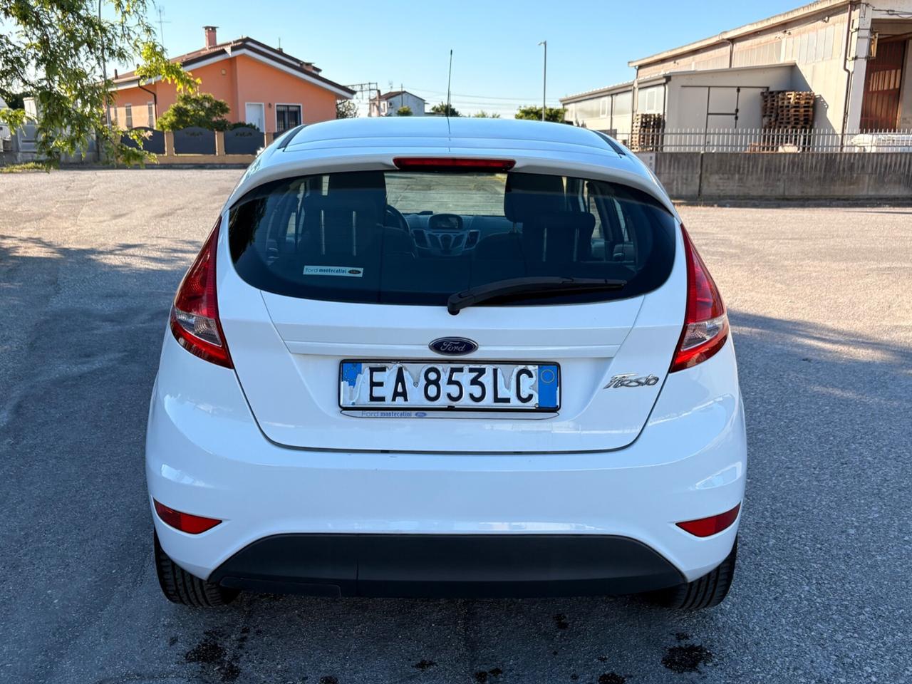 Ford Fiesta 1.4 5 porte Bz.- GPL Titanium