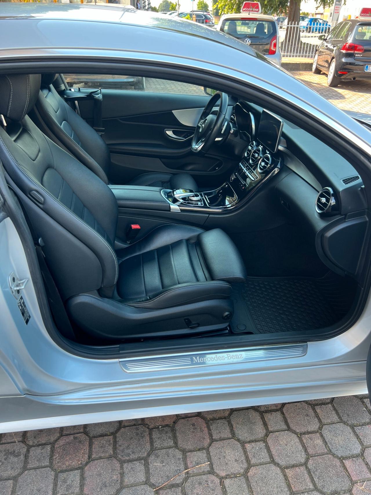 Mercedes-benz C 220 C 220 d Auto 4Matic Coupé Premium Plus
