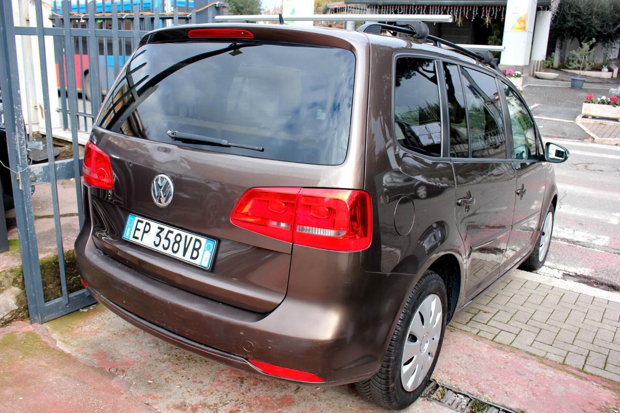 Volkswagen Touran 7 POSTI 1.6 TDI 105 CV AUTOMATICA GARANZIA 12 MESI