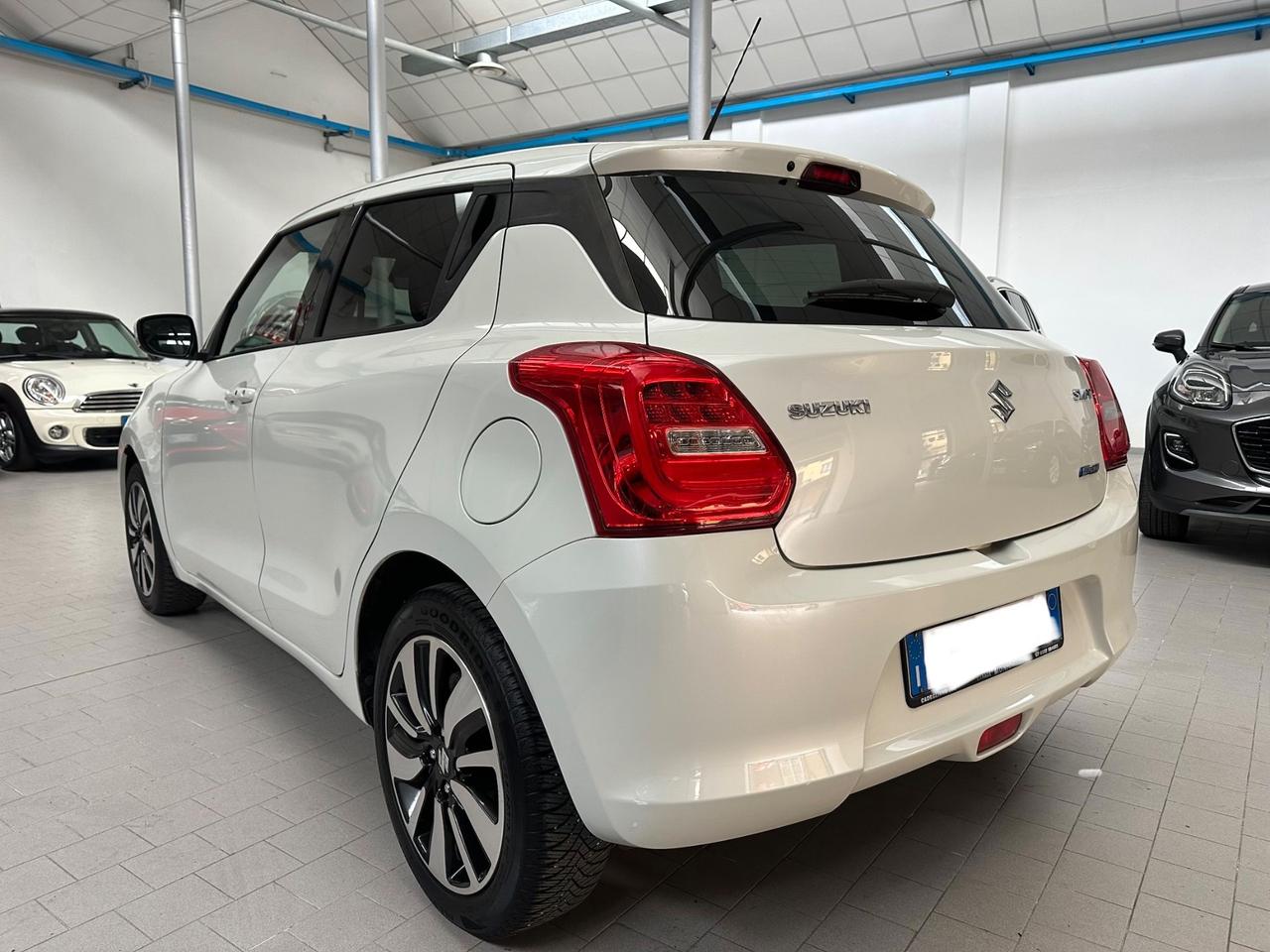 Suzuki Swift 1.2 Hybrid Top