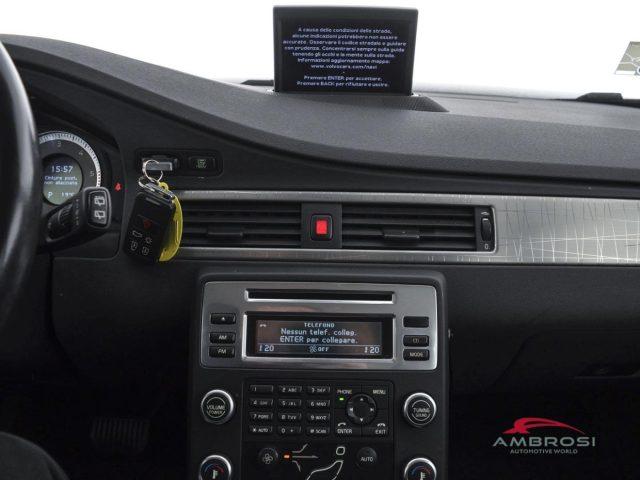 VOLVO XC70 2.4 D5 20V (185CV) cat AWD Kinetic - PER OPERATORI
