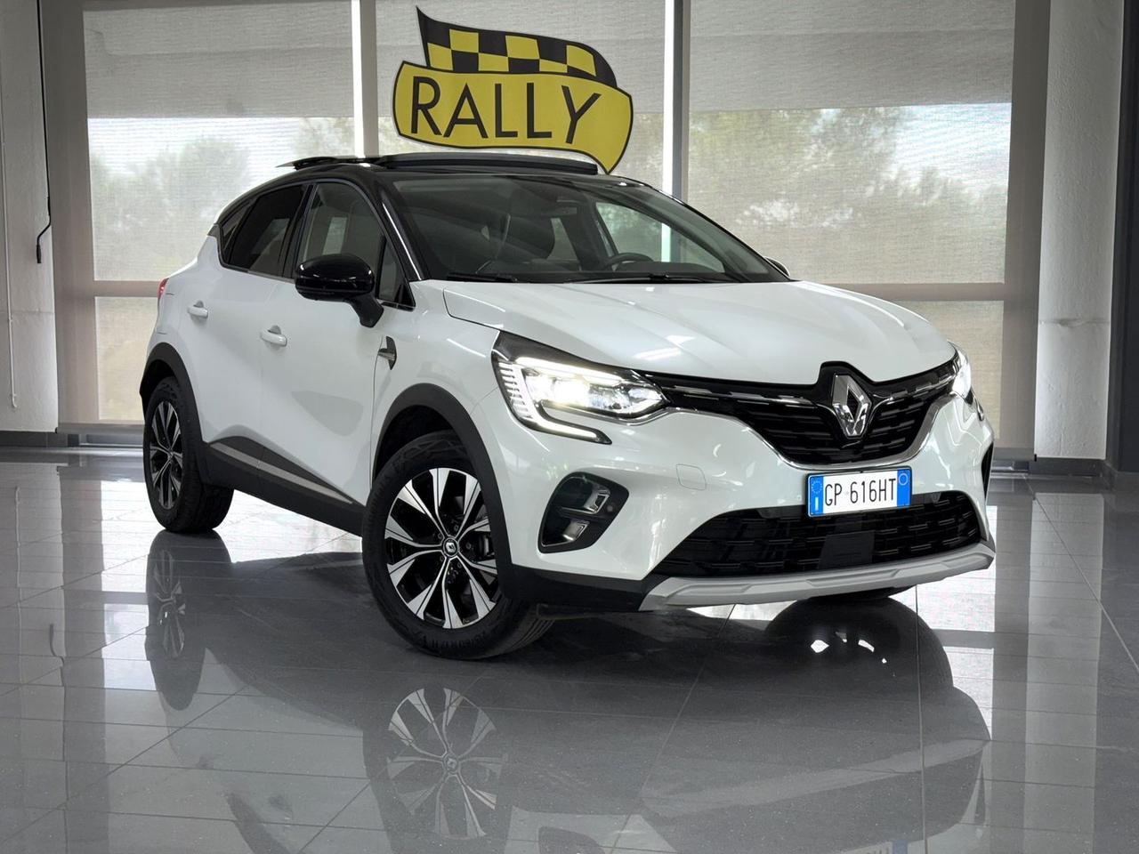 Renault Captur Techno E-TECH 145 HEV #6657