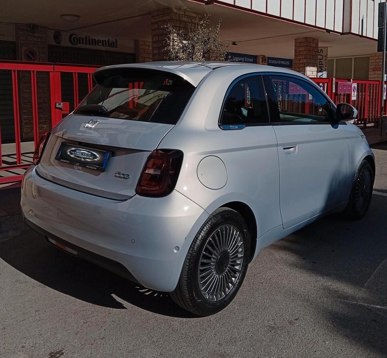 Fiat 500e Berlina 42 kWh *PARI AL NUOVO*