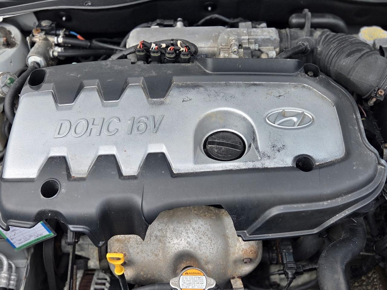 Hyundai Accent 1.4 DYNAMIC METANO -soli km 65.000-