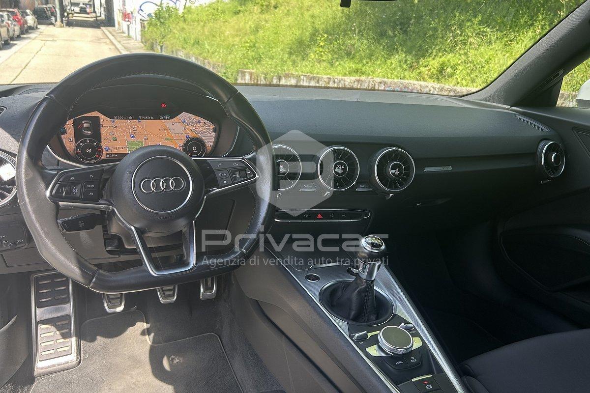 AUDI TT Coupé 2.0 TDI ultra Design