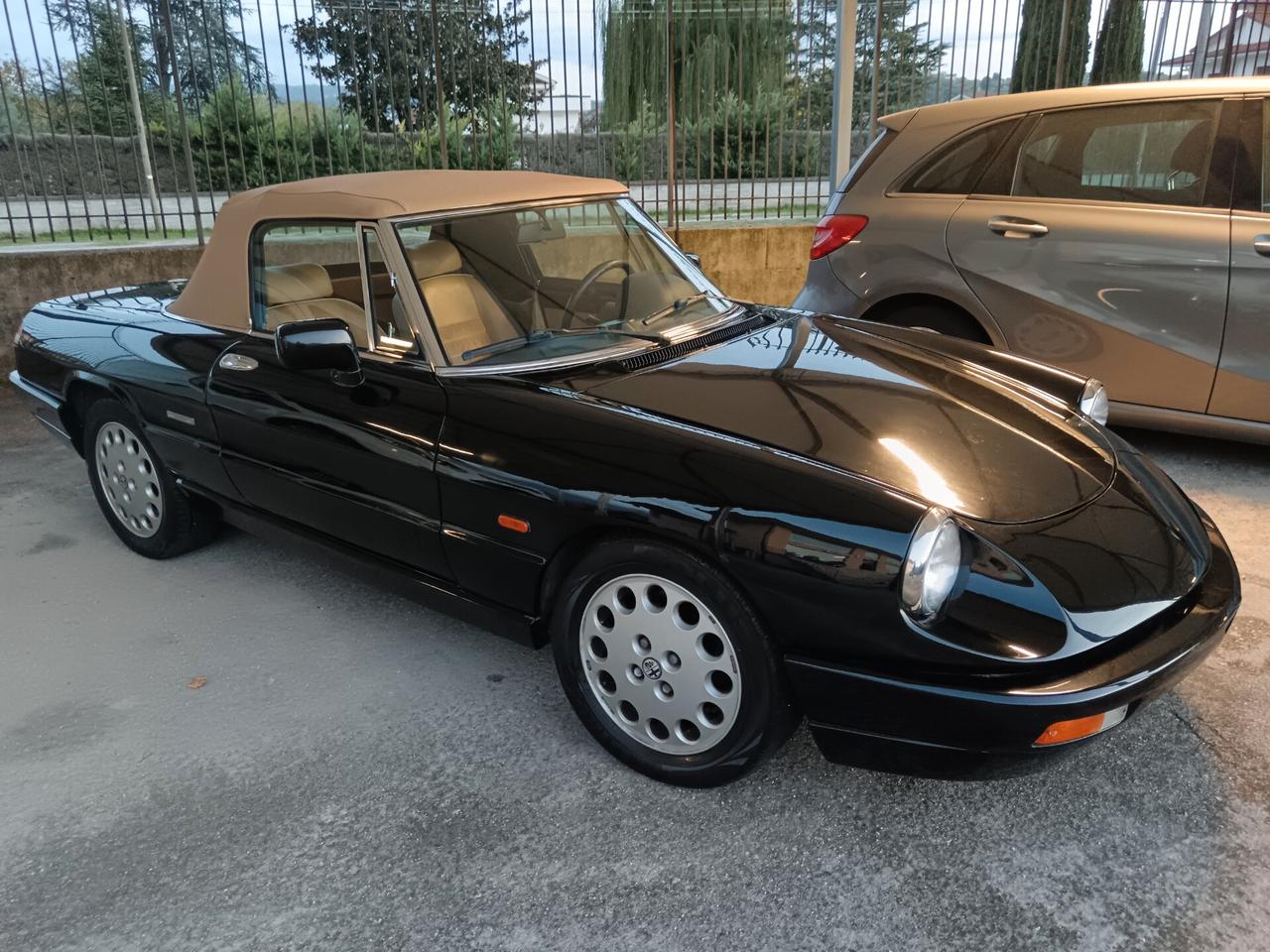 Alfa Romeo Spider 2.0i