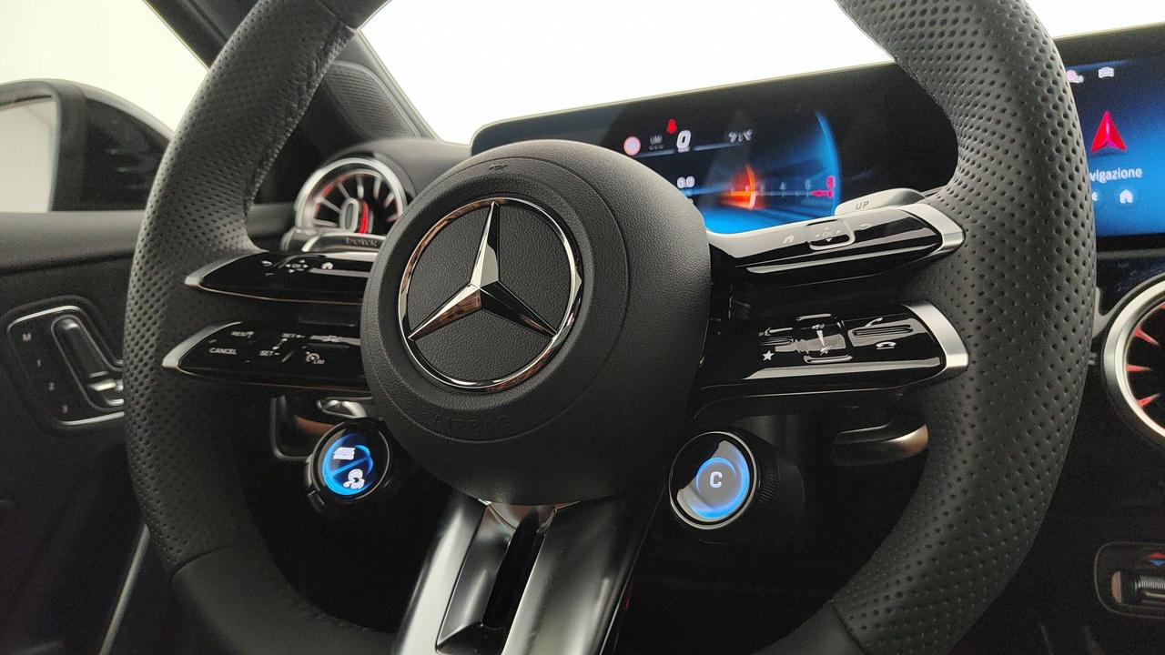Mercedes-Benz Mercedes-AMG A 35 4MATIC