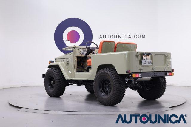 TOYOTA Land Cruiser BJ 42 RESTAURATA