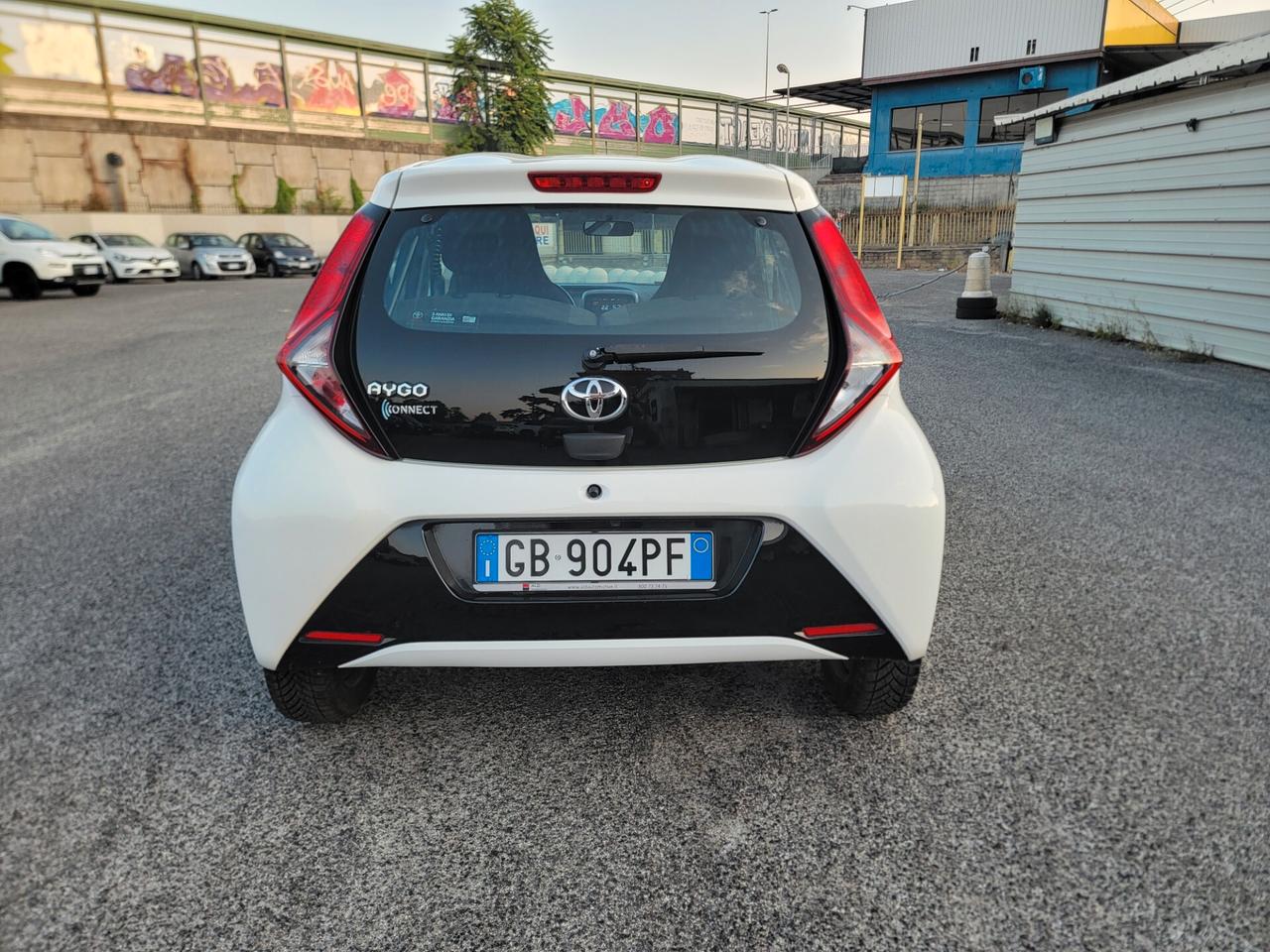 Toyota Aygo Connect x-play MMT 51 mila km! Garanzia