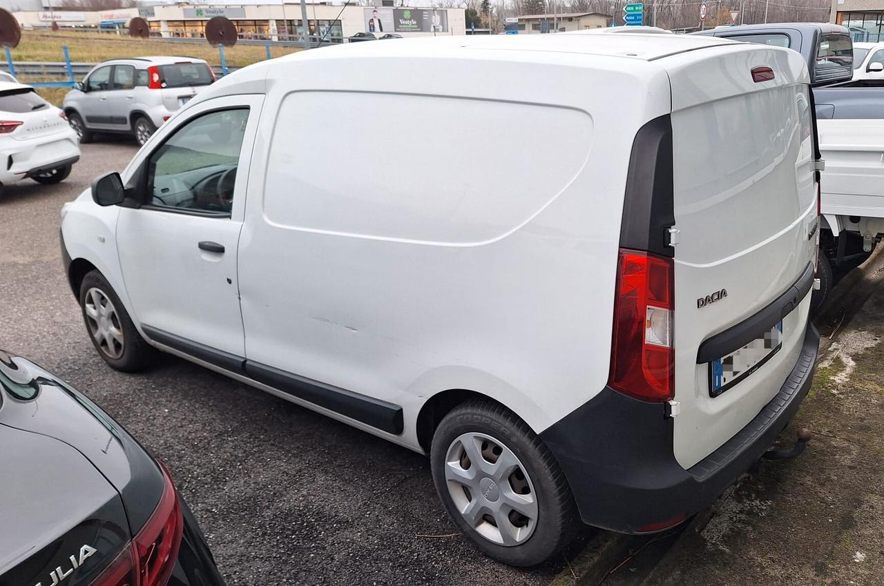 Dacia Dokker 1.6 VAN UNIPRO GANCIO TRAINO