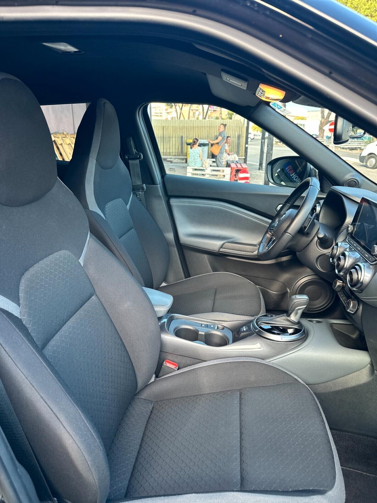 Nissan Juke 1.0 DIG-T 114 CV N-Connecta