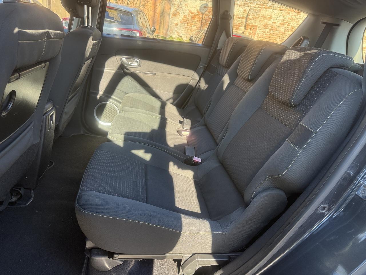 Renault Scenic Scénic 1.9 dCi 130CV Luxe 7 Posti