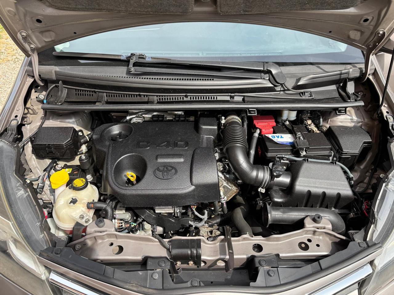 Toyota Yaris 1.4 D-4D 5p Lounge Euro 6