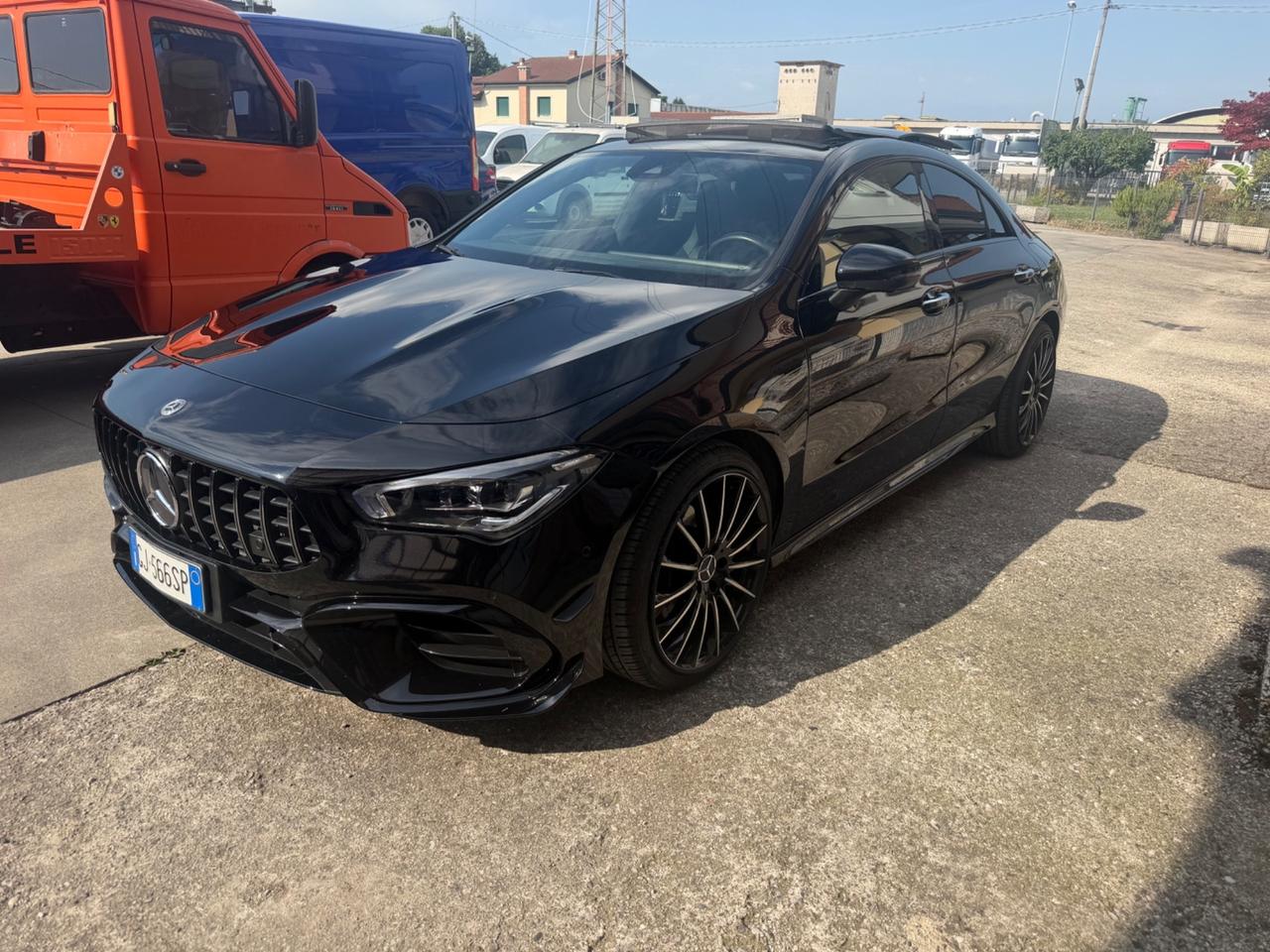 Mercedes-benz CLA 200 Automatic Premium AMG
