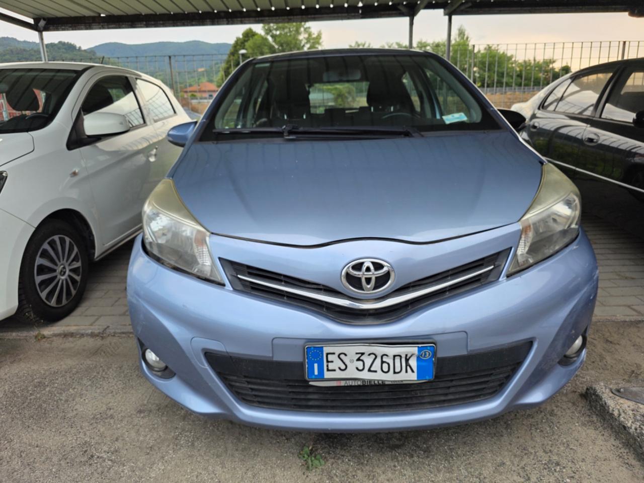 Toyota Yaris 1.0 5 porte Active