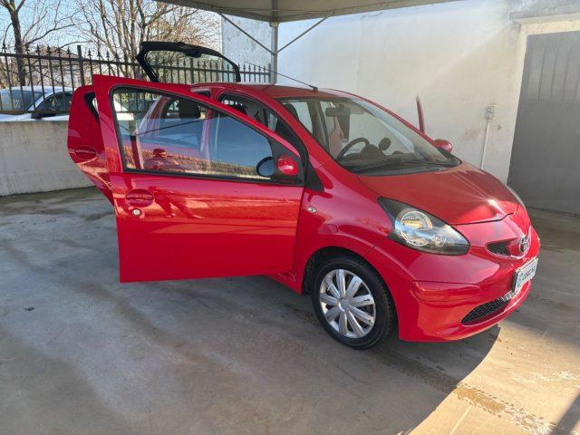 TOYOTA Aygo 1.0 12V VVT-i 5 porte OK NEOPATENTATI 5 PORTE