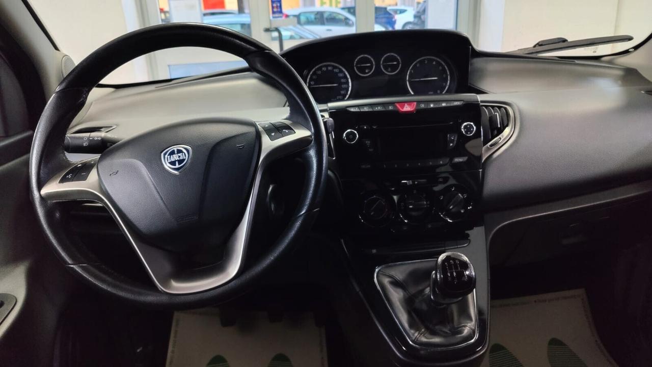 Lancia Ypsilon 0.9 TwinAir 85 CV 5 Porte Metano Ecochic Gold