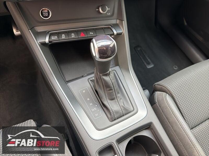 Audi Q3 Sportback 35 TDI 150 Cv S-Tronic S-Line interno ed esterno