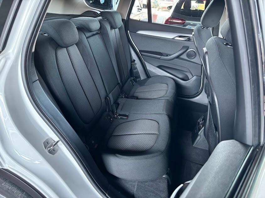 Bmw X1 sDrive18i Advantage 136CV