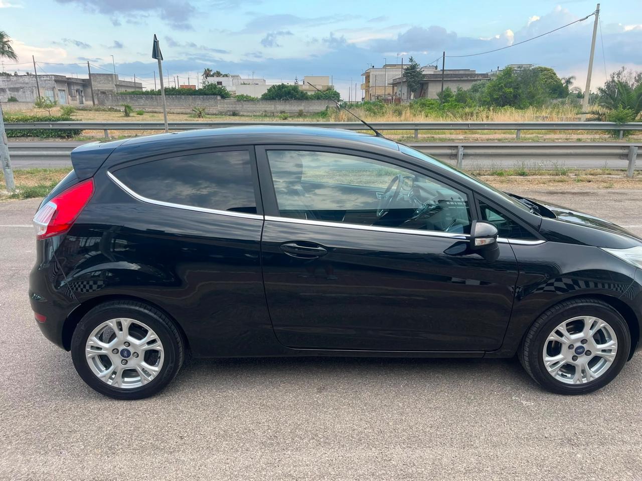 Ford Fiesta 1.4 Bz.- GPL Titanium Unipro 2016