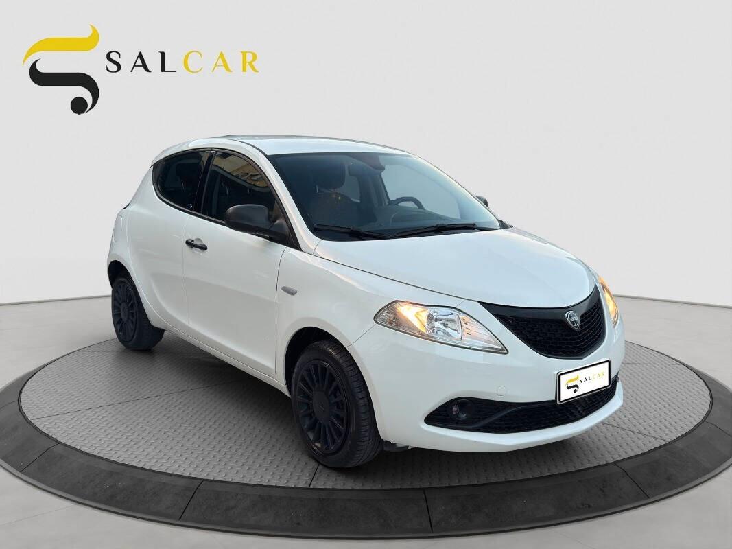 Lancia Ypsilon 1.2 benzina 69 CV 5 porte Elefantino Blu 2019