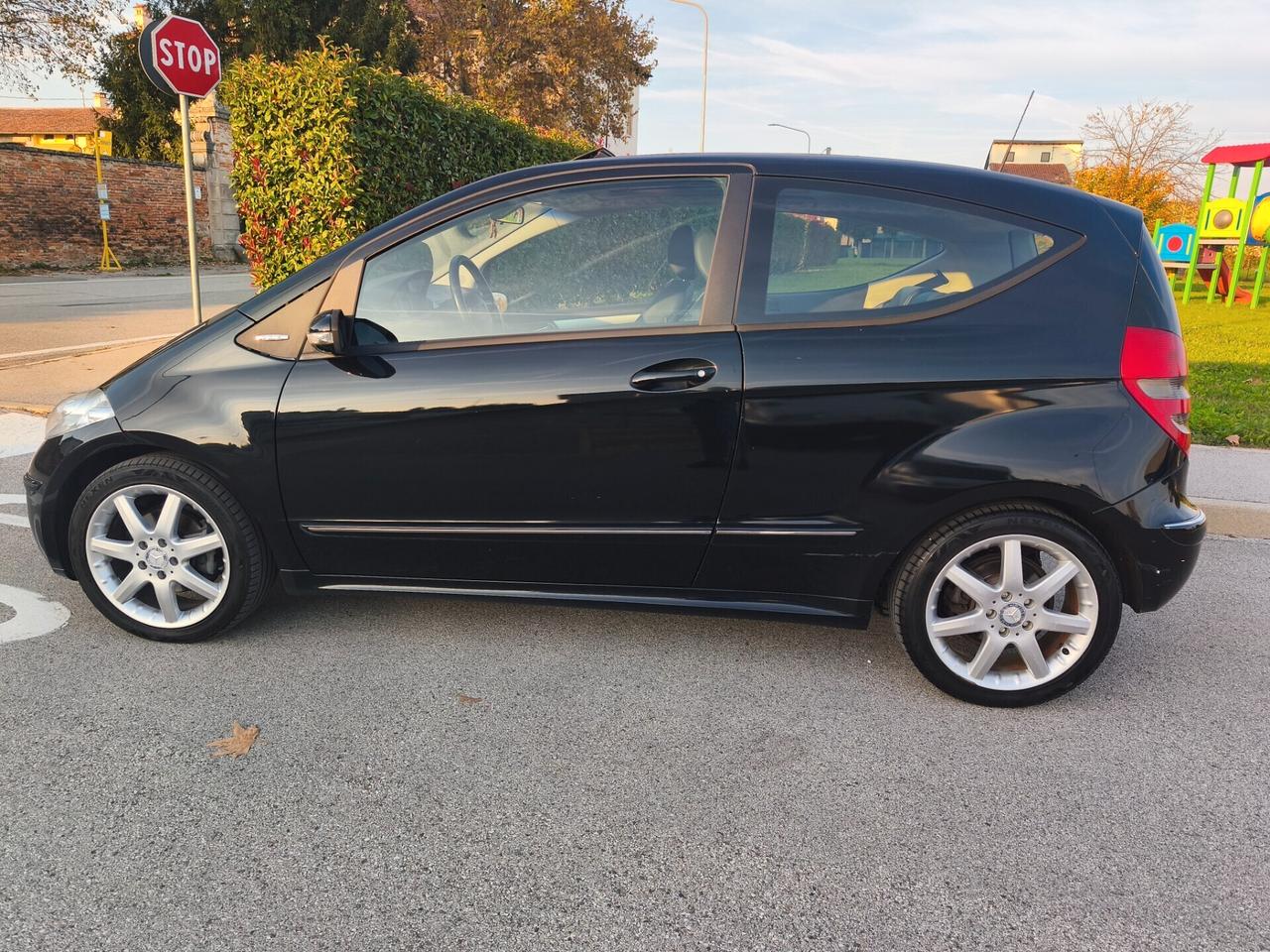 Mercedes A180CDI EDITION neopatentati
