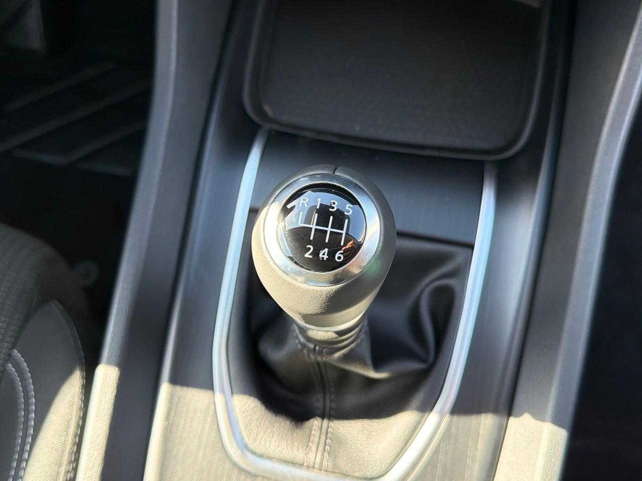 Nissan Qashqai 1.3 mhev acenta 2wd 140cv