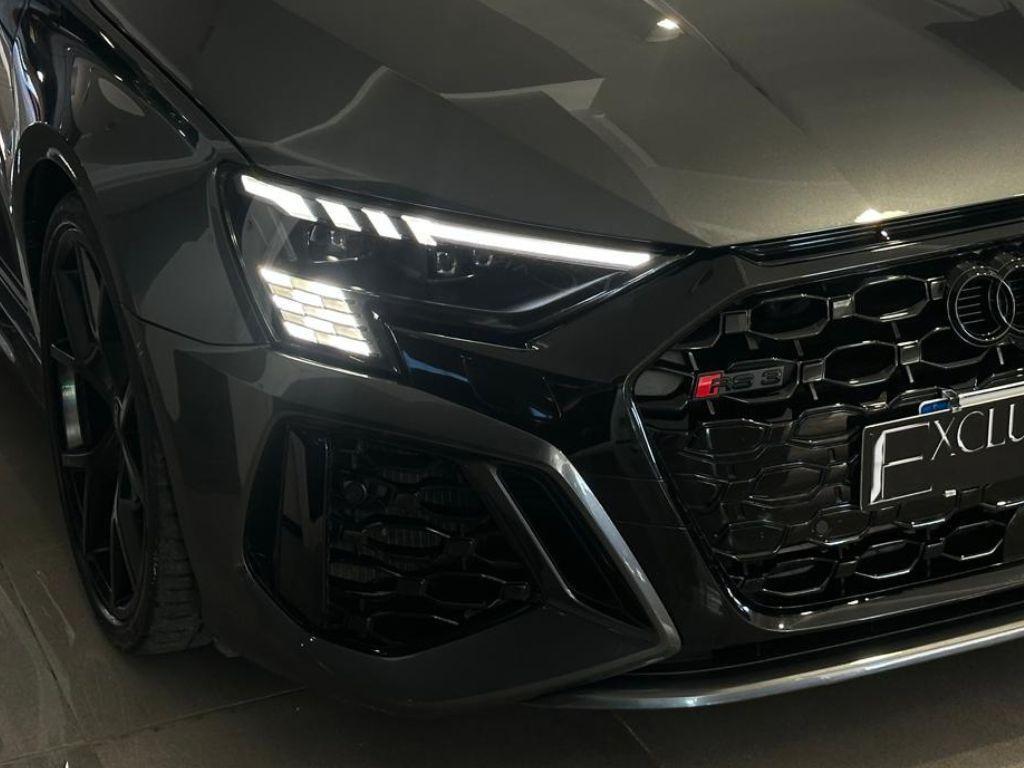 AUDI - RS3