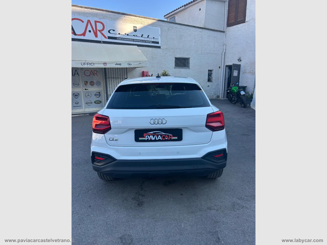 AUDI Q2 30 TDI S tronic Identity Black