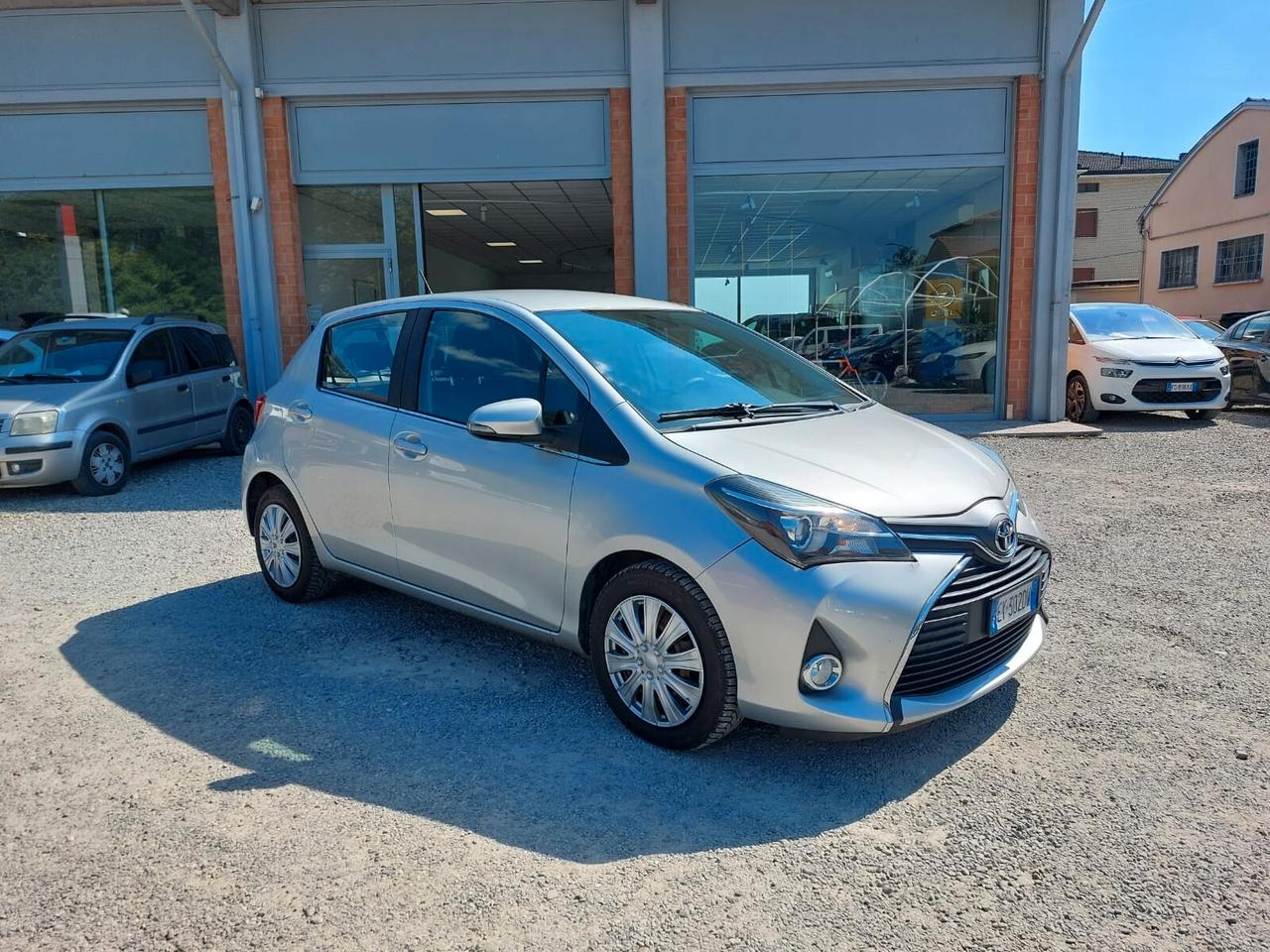 Toyota Yaris 1.4 D-4D 5 porte Lounge STUPENDA OK NEOPATENTATI