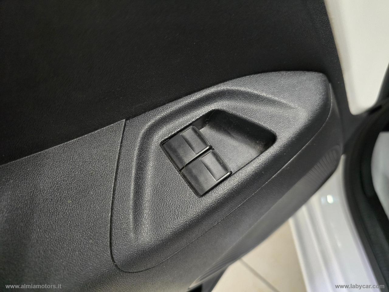 TOYOTA Aygo 1.0 VVT-i 69 CV 5p. x-cool