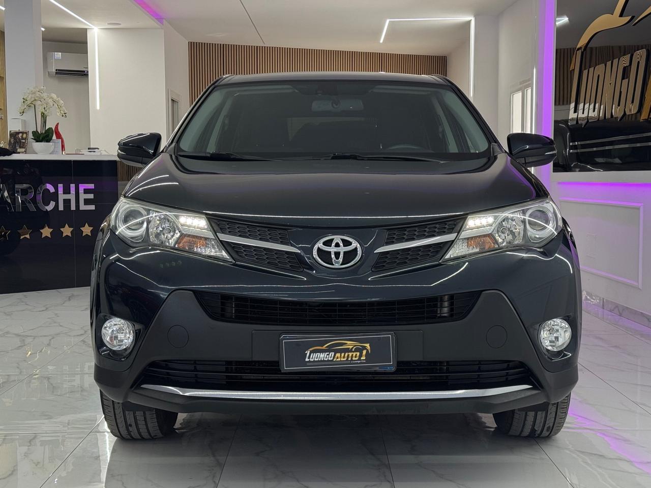 Toyota RAV4 2.0 D-4D 2WD Full Optional
