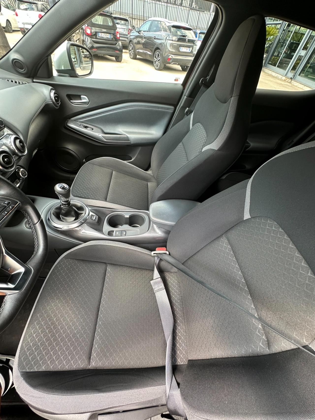 Nissan Juke 1.0 DIG-T 114 CV N-Connecta