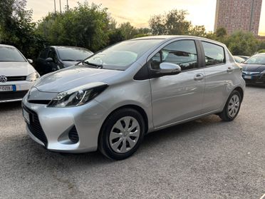 Toyota Yaris 1.5 Hybrid 5 porte Lounge Più OK Neopatentati