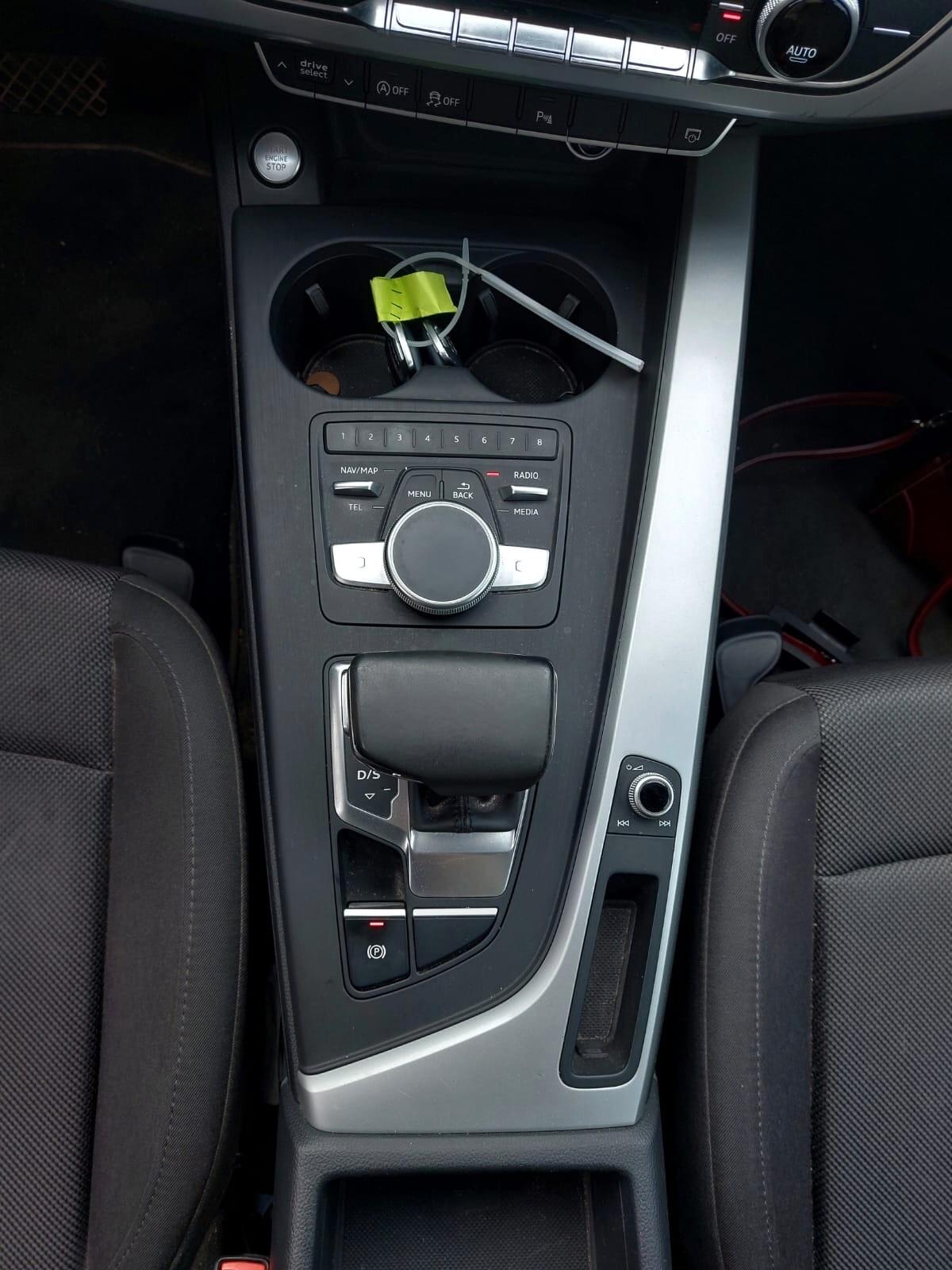 Audi A4 Avant 2.0 TDI 150 CV S tronic SLine