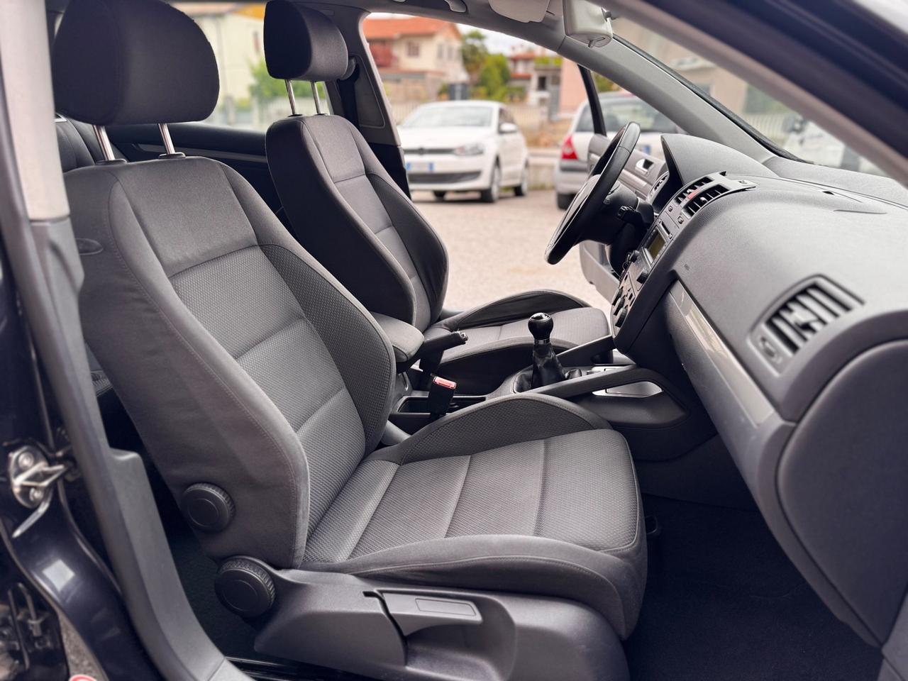 Volkswagen Golf 2.0 16V TDI 5p. Sportline